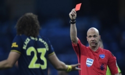 CĐV Arsenal tức giận khuyên đội bóng “tống khứ” thảm họa David Luiz