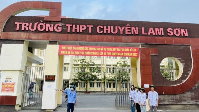 Hơn 1.500 thí sinh tham dự Kỳ thi vào lớp 10 Trường THPT Chuyên Lam Sơn (Thanh Hoá)