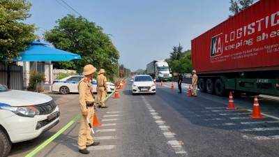 CSGT Quảng Bình 'tung' 100% quân số đảm bảo trật tự an toàn giao thông dịp lễ 30/4-1/5