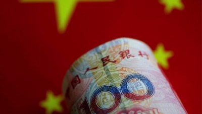 Ngân hàng Trung Quốc đóng băng tiền gửi, gây ra các cuộc biểu tình