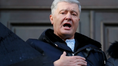 Cựu Tổng thống Poroshenko bị ngăn cản rời khỏi Ukraine