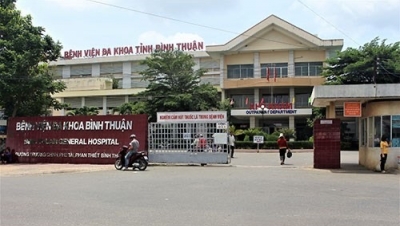 Bệnh viện Đa khoa Bình Thuận ký hợp đồng một đằng, nhận hàng một nẻo