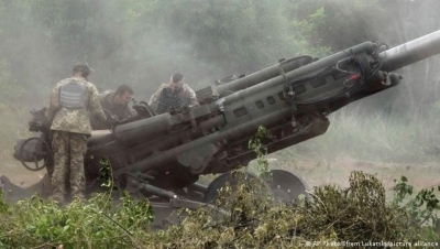 Đức, Hà Lan hứa bổ sung pháo cho Ukraine