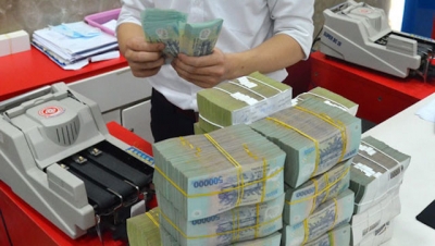 Ngân hàng UOB: Việt Nam đồng có thể mất giá trong thời gian tới