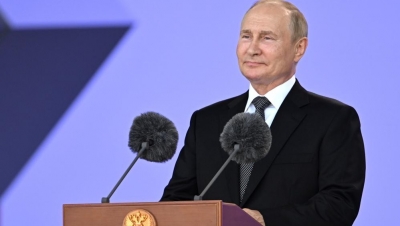 Tổng thống Putin chào bán vũ khí 'vượt trội' của Nga