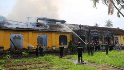 Cháy lớn trong di tích Quốc Tử Giám triều Nguyễn ở Huế