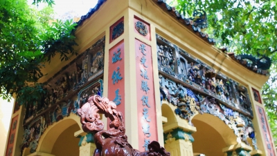 Khám phá ngôi chùa gốm sứ 'độc nhất vô nhị' tại Hà Nội