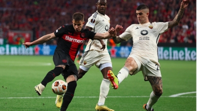 Bayer Leverkusen bất bại khó tin, giành vé vào chung kết Europa League