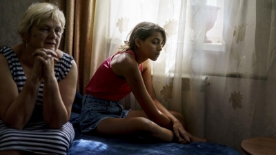 Thanh thiếu niên Ukraine cô đơn gần chiến tuyến