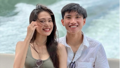 Đoàn Văn Hậu công khai bạn gái Top 10 Hoa hậu Việt Nam 2020