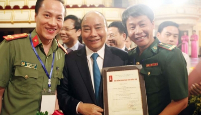 Trung tá - Nhà báo Đặng Việt Hưng: Vượt thử thách, khẳng định bản lĩnh người chiến sĩ