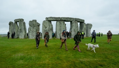 Di tích Stonehenge có thể là địa điểm tiếp theo của Vương quốc Anh mất vị trí di sản thế giới