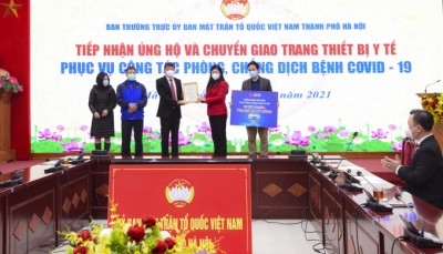 SCB trao tặng 03 xe xét nghiệm COVID-19 lưu động cho TP. Hà Nội, tỉnh Nam Định và tỉnh Thừa Thiên Huế