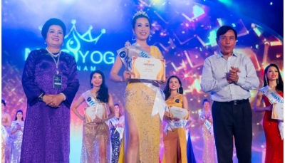 Người đẹp Hà Nội giành ngôi vị Nữ hoàng Yoga đầu tiên của cộng đồng Yoga Việt