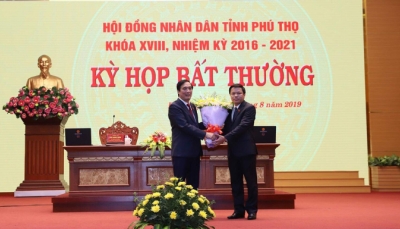 Phê chuẩn Phó Chủ tịch UBND tỉnh Phú Thọ
