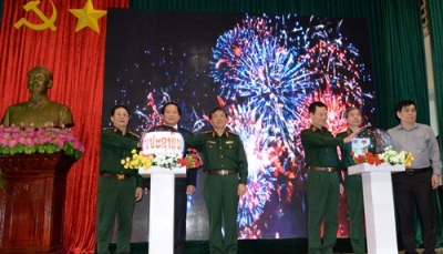 Khai trương báo Quân đội nhân dân điện tử tiếng Lào và Cam-pu-chia
