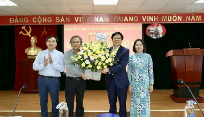 Đồng chí Nguyễn Gia Thụy làm Bí thư Chi bộ Văn phòng Hội Nhà báo Việt Nam nhiệm kỳ 2020 - 2022