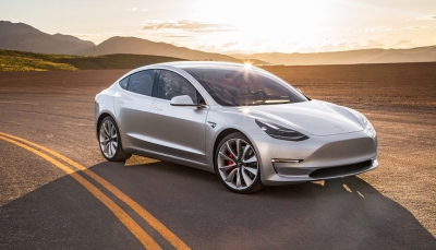 Panasonic sẽ tăng dung lượng pin xe Tesla lên 20% trong vòng 5 năm tới