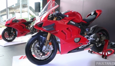 Bộ đôi Ducati Panigale V4 S và Panigale V2 2020 ra mắt tại thị trường Malaysia