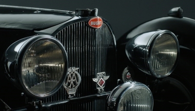 Chiếc Bugatti cổ cất giấu hơn 5 thập kỷ được bán đấu giá hơn 200 tỷ đồng