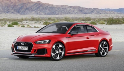 Mỹ: Xe sang Audi RS5 Coupe gặp lỗi không thể mở cửa từ bên ngoài