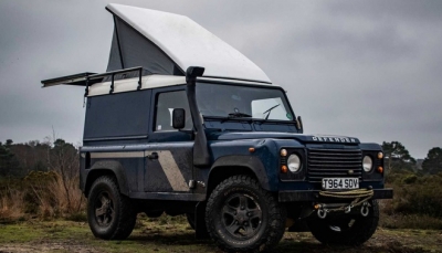 Land Rover Defender được nâng cấp thành lều cắm trại di động