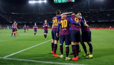 La Liga vòng 28: Messi lập hattrick, Barcelona dần tiến đến ngôi vương