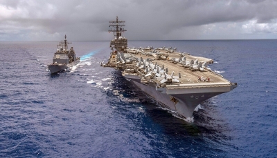 26 tàu hải quân Mỹ dính Covid-19, Trump dọa bắn thuyền Iran