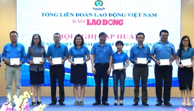 Báo Lao Động tổ chức lễ bế mạc khóa tập huấn báo chí cho cán bộ Công đoàn khu vực miền Trung
