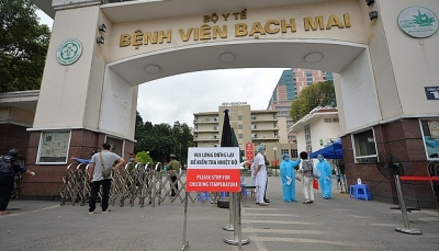 4 bệnh viện Trung ương hỗ trợ Hà Nội xét nghiệm cho 70.000 người về từ Đà Nẵng