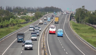Bộ GTVT lập đề án thu phí các tuyến cao tốc do Nhà nước đầu tư