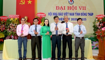Nhà báo Bùi Thanh Hồng tái đắc cử Chủ tịch Hội Nhà báo tỉnh Đồng Tháp