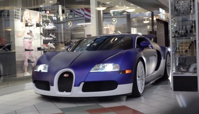 Mỹ: Siêu xe Bugatti Veyron thua Nissan GT-R tại cuộc đua trong trung tâm thương mại