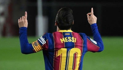 Paris Saint-Germain chuẩn bị sẵn hợp đồng hậu hĩnh chờ Messi ký