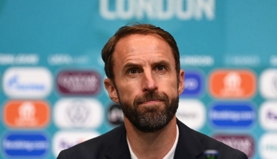 HLV Gareth Southgate tiếp tục dẫn dắt đội tuyển Anh bất chấp kết quả ở Euro 2020