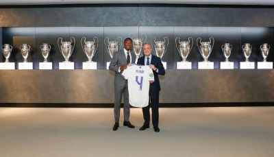 Tân binh David Alaba là người kế thừa số áo của Ramos ở Real Madrid