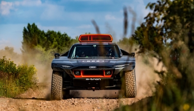 Xe điện Audi RS Q e-tron sẽ tham gia cuộc đua Dakar Rally 2022