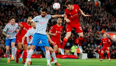 Thắng đậm Man Utd 4-0, Liverpool lên ngôi đầu Ngoại hạng Anh