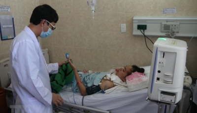 Vụ ngộ độc pate Minh Chay: Cô gái trẻ ở Đồng Nai nguy kịch
