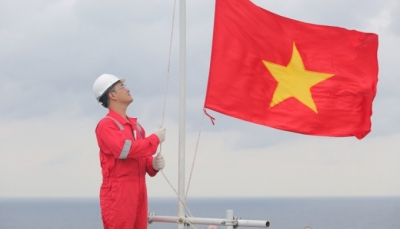 Giá dầu giảm sâu, Tập đoàn Dầu khí Việt Nam vẫn nộp ngân sách nhà nước vượt kế hoạch