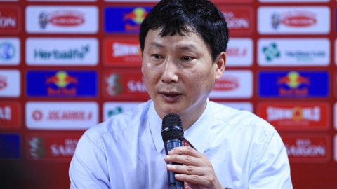 HLV Kim Sang-sik: 'Đội tuyển Việt Nam đánh bại Philippines nhờ tiền đạo xuất sắc'