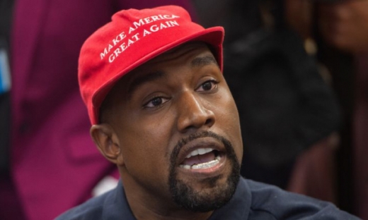 Kanye West nói bị nhiễm Covid-19 và không còn ủng hộ Trump