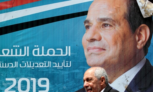 Người dân Ai Cập đi bỏ phiếu trưng cầu dân ý