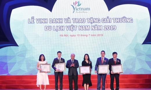Tập đoàn FLC giành “cú đúp” Giải thưởng Du lịch Việt Nam 2019