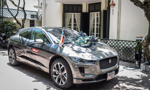 Mẫu xe chạy hoàn toàn bằng điện Jaguar I-Pace đầu tiên tại Việt Nam chính thức có chủ
