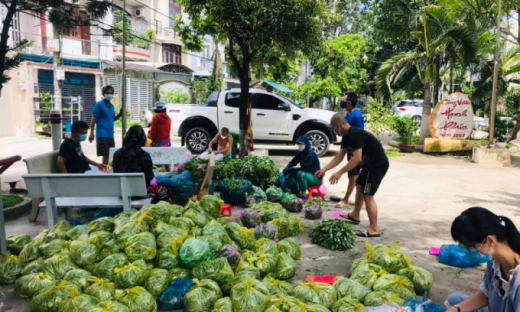 Bài 1: Vì nghĩa đồng bào mà dốc lòng dốc sức...