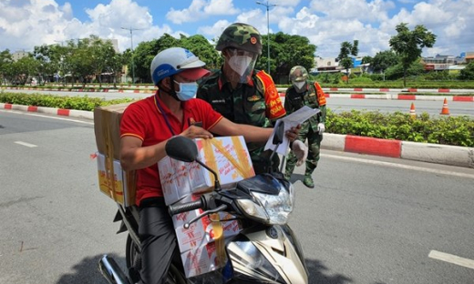 TP HCM: Yêu cầu test nhanh mỗi ngày, shipper ‘vùng đỏ' chưa mặn mà hoạt động trở lại