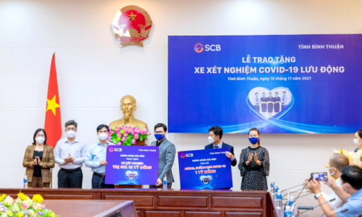 SCB tặng Bình Thuận xe xét nghiệm lưu động