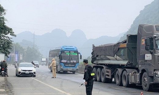 Ninh Bình thay công văn cách ly người về từ Hà Nội