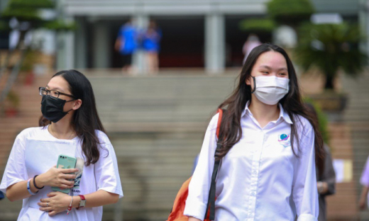 Lựa chọn trường, ngành học: Theo tiêu chí chất lượng hay học phí thấp?